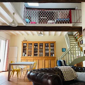 Belle Maison De En Bord De Saone Appartement